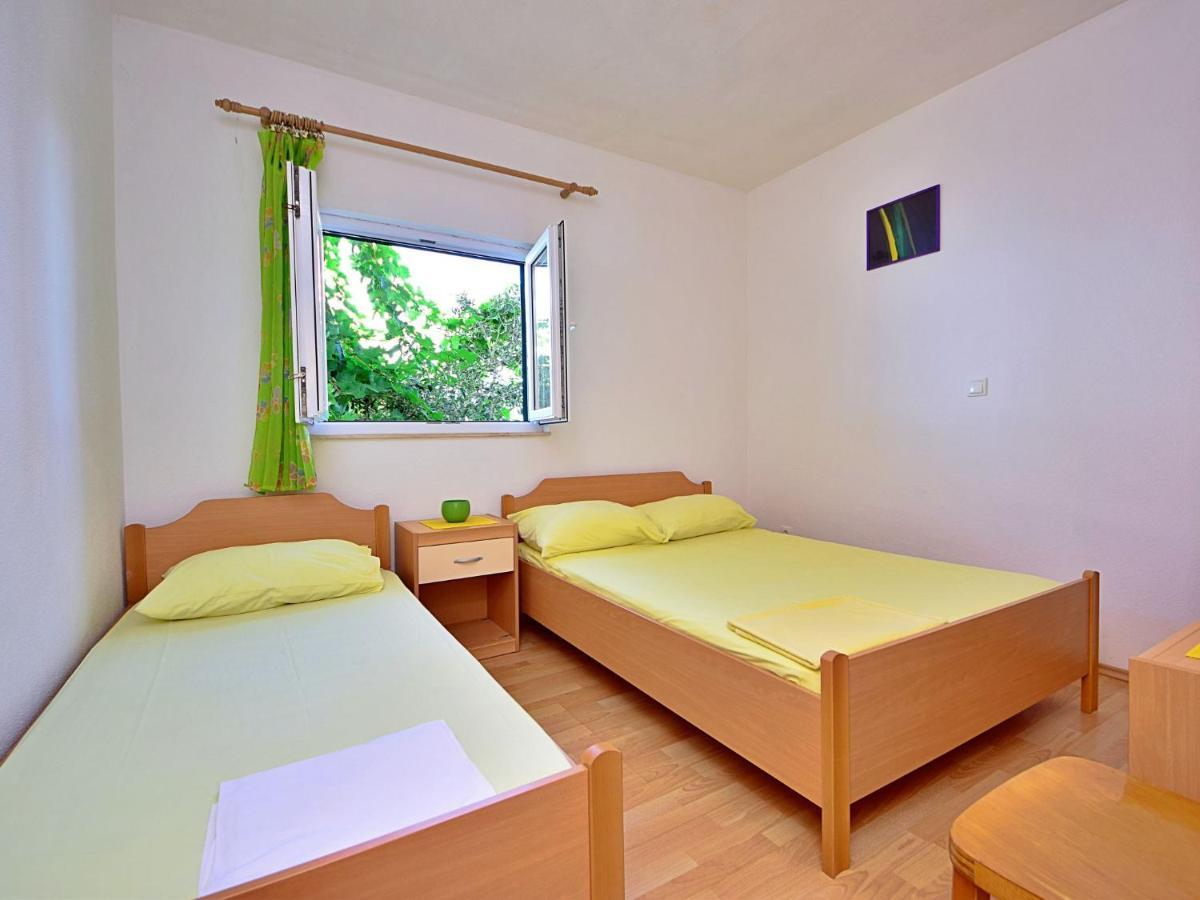 Holiday Home Tina - Hvr501 By Interhome Gdinj Экстерьер фото